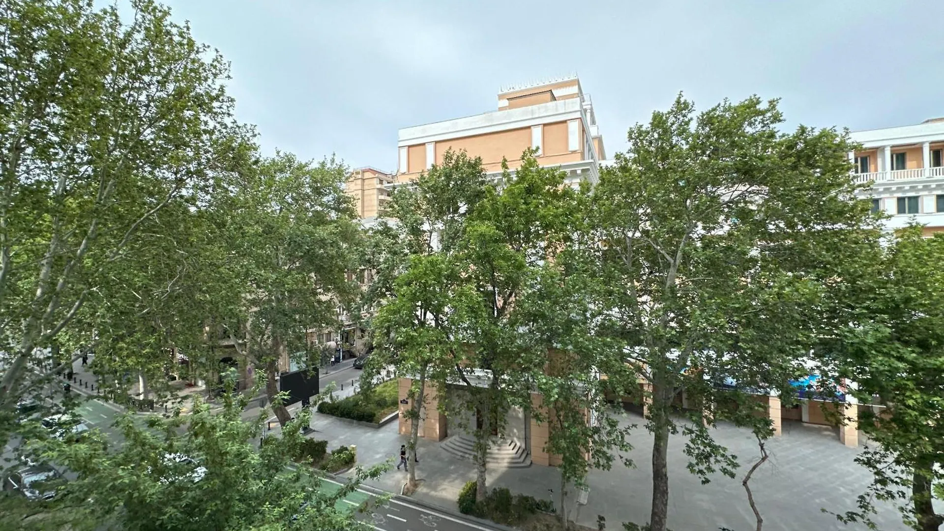 Apartment Elegant Stay Apart By Bakuapart